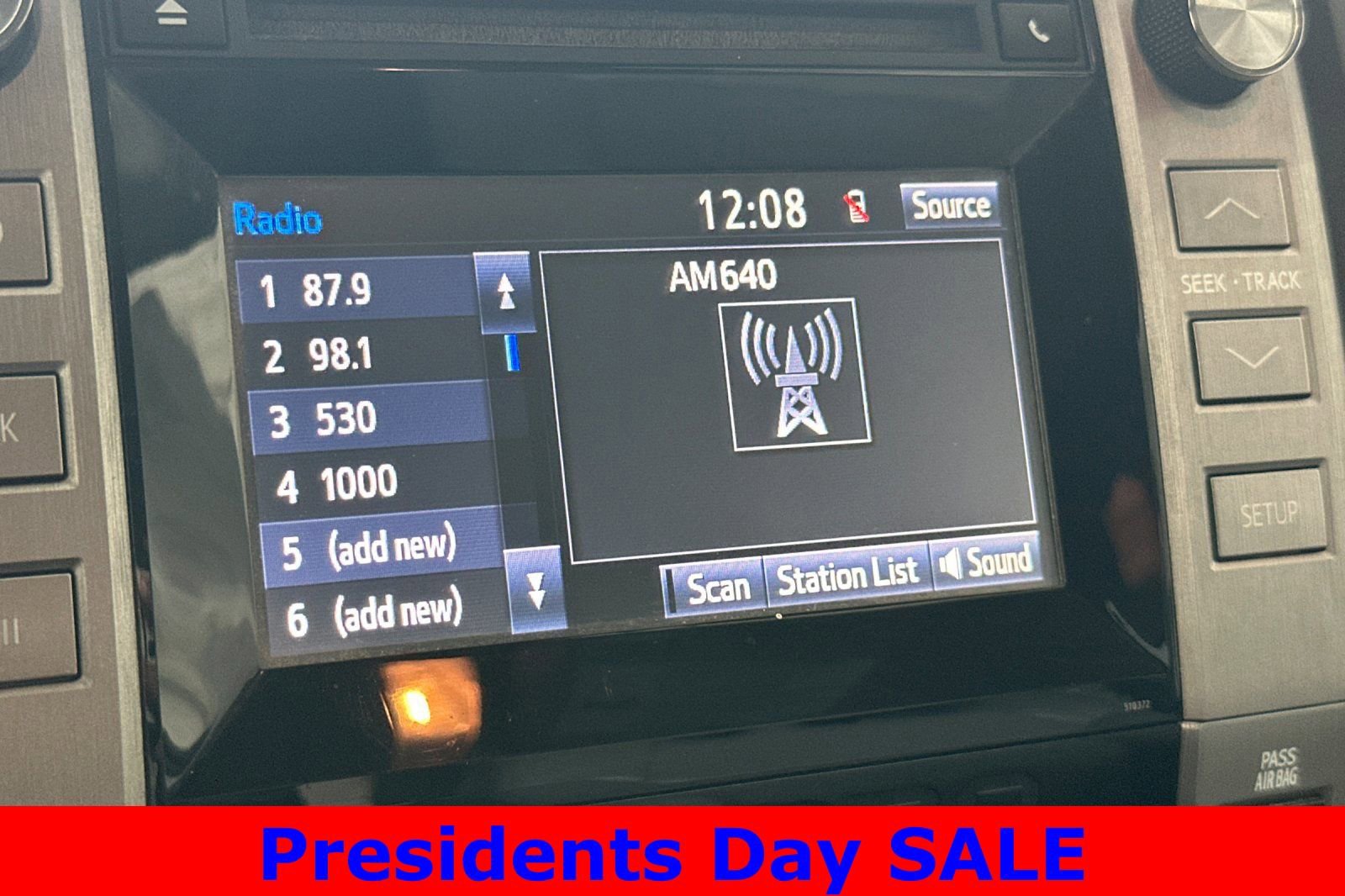 Used 2019 Toyota Tundra SR image 18