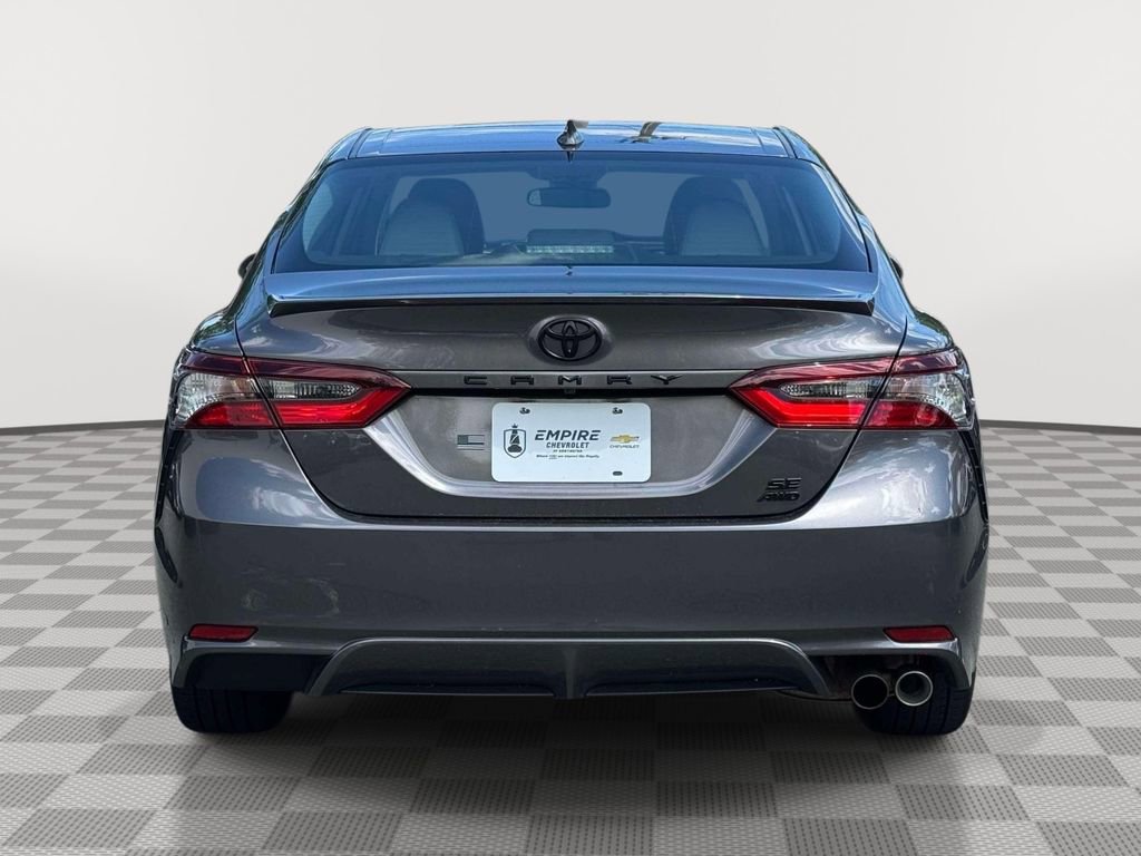 Used 2023 Toyota Camry SE AWD/4WD image 6