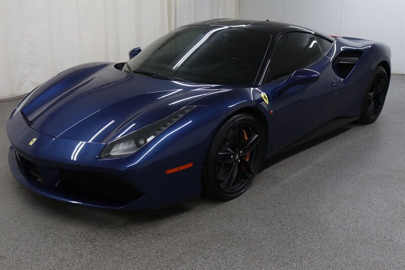 Used 2017 Ferrari 488 GTB RWD image 3