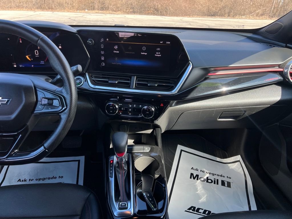 Used 2024 Chevrolet Trax RS w/ Driver Confidence Package image 23