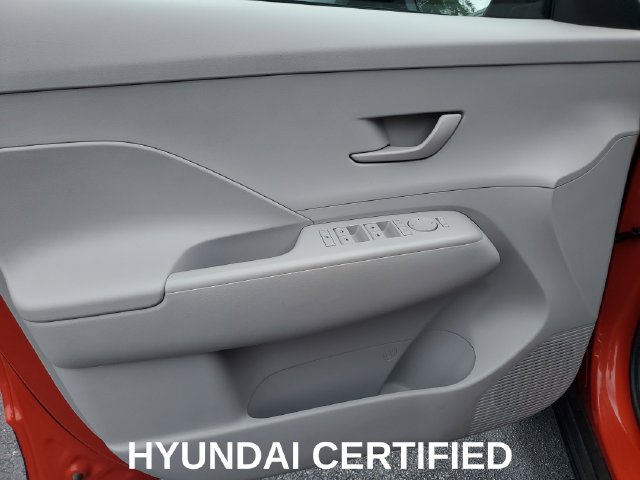 Certified 2024 Hyundai Kona SEL FWD image 9