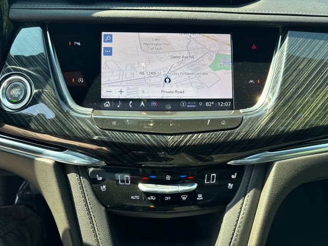 Used 2023 Cadillac XT6 Premium Luxury AWD/4WD image 23