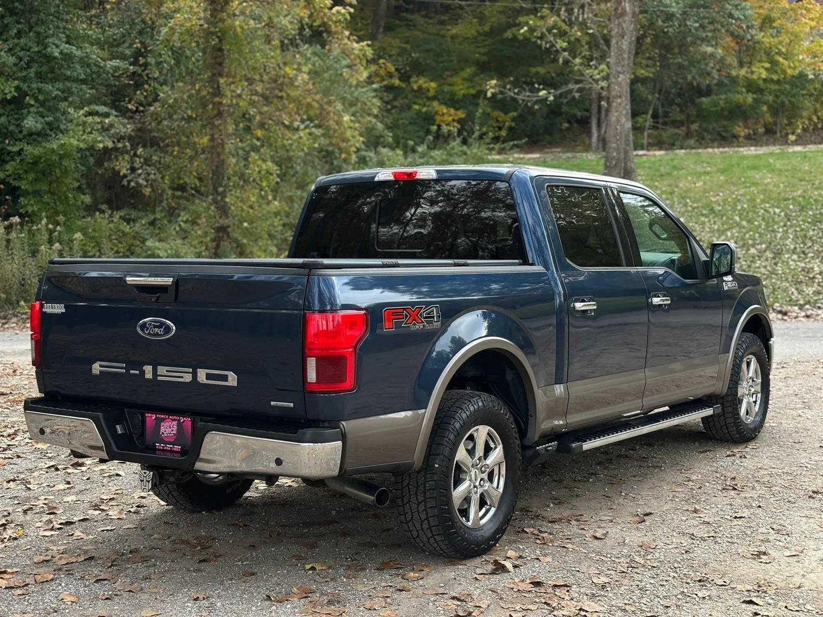 Used 2019 Ford F150 Lariat AWD/4WD image 7
