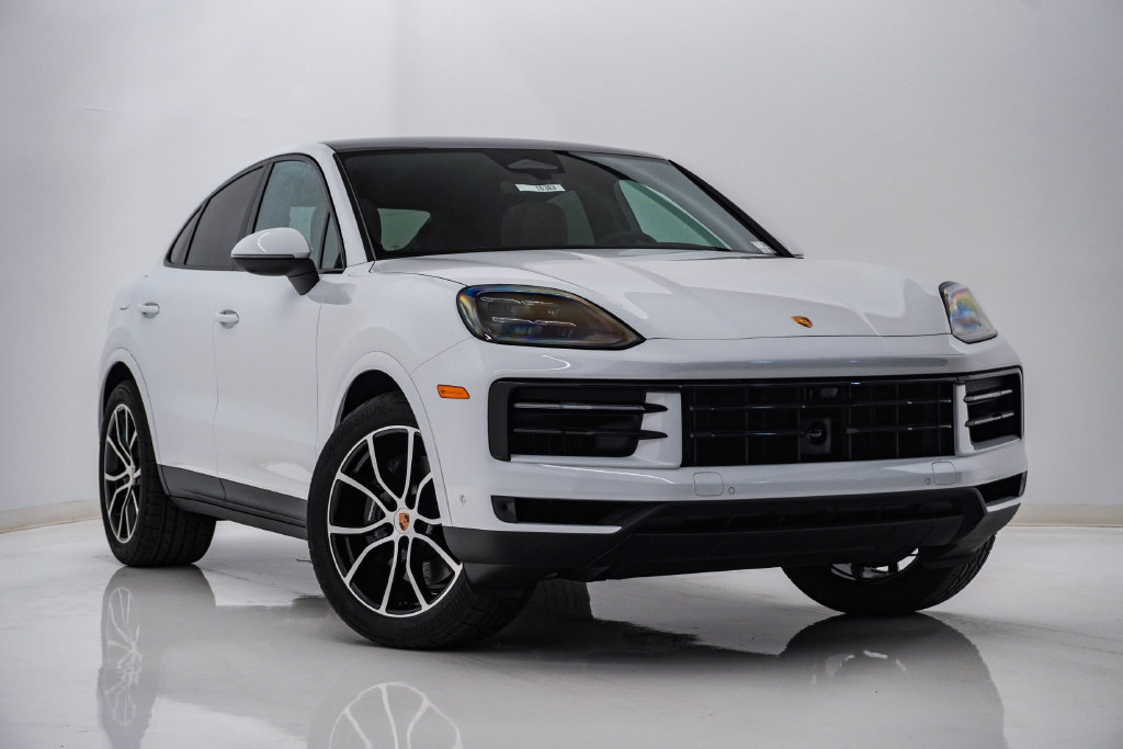 New 2026 Porsche Cayenne Coupe AWD/4WD image 8