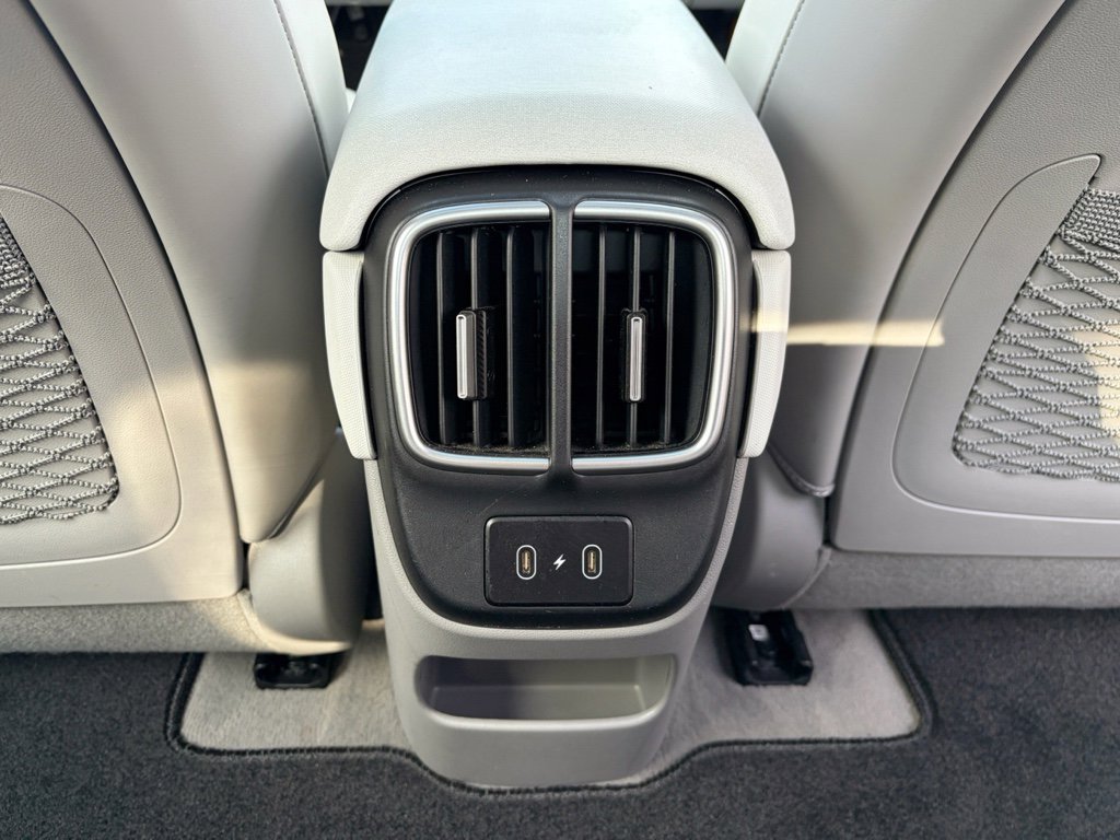 Used 2023 Hyundai Ioniq 6 Limited image 21