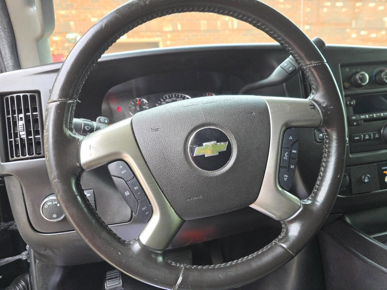 Used 2018 Chevrolet Express 2500 w/ Driver Convenience Package RWD image 26