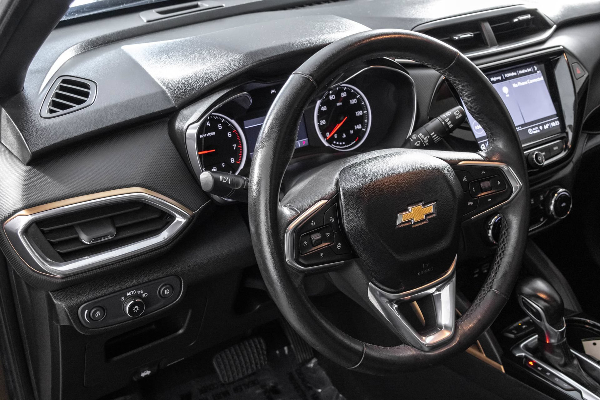 Used 2022 Chevrolet TrailBlazer ACTIV w/ Sun and Liftgate Package AWD/4WD image 34