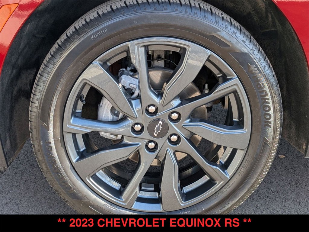 Used 2023 Chevrolet Equinox RS image 31