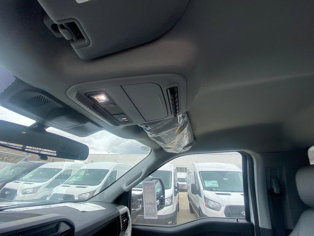New 2025 Ford F450 XL w/ XL Chrome Package image 3