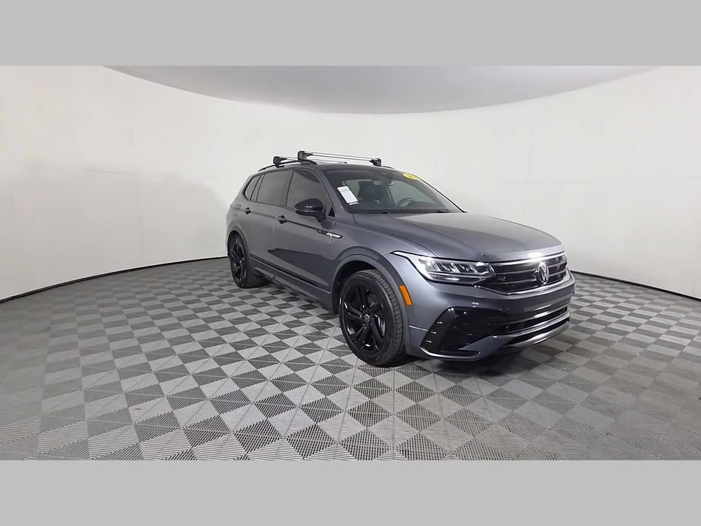 Used 2023 Volkswagen Tiguan SE R-Line FWD image 52