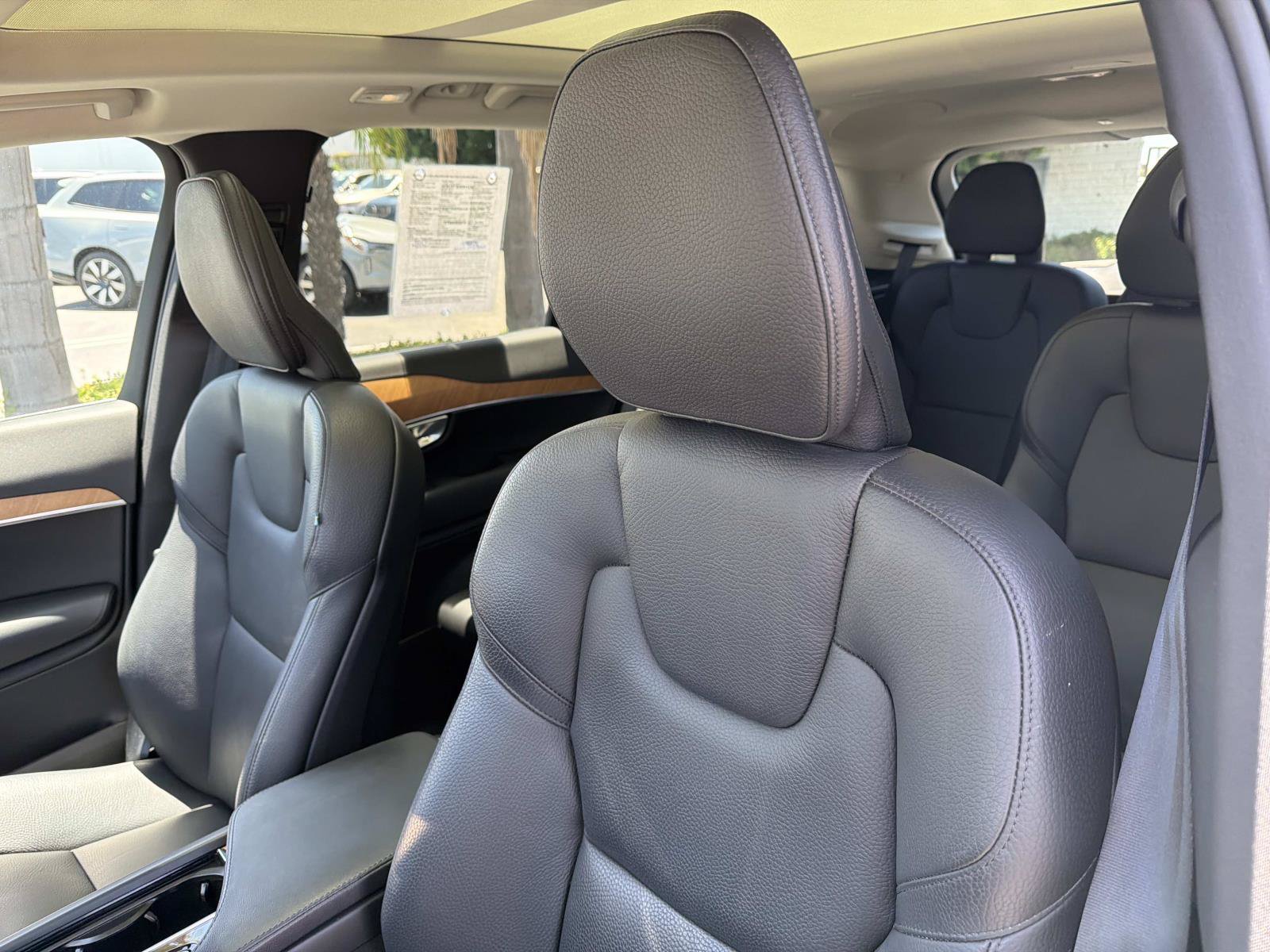 Certified 2023 Volvo XC90 B6 Plus w/ Protection Package Premier AWD/4WD image 19