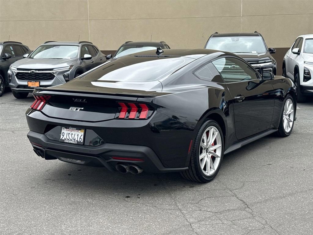 Used 2024 Ford Mustang GT Premium RWD image 3