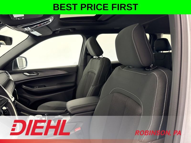 New 2026 Jeep Grand Cherokee L Laredo AWD/4WD image 21
