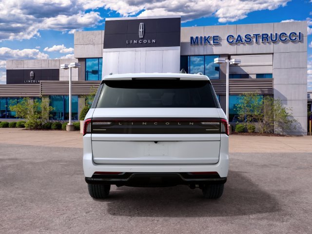 New 2027 Lincoln Navigator L Reserve w/ Jet Appearance Package AWD/4WD image 8