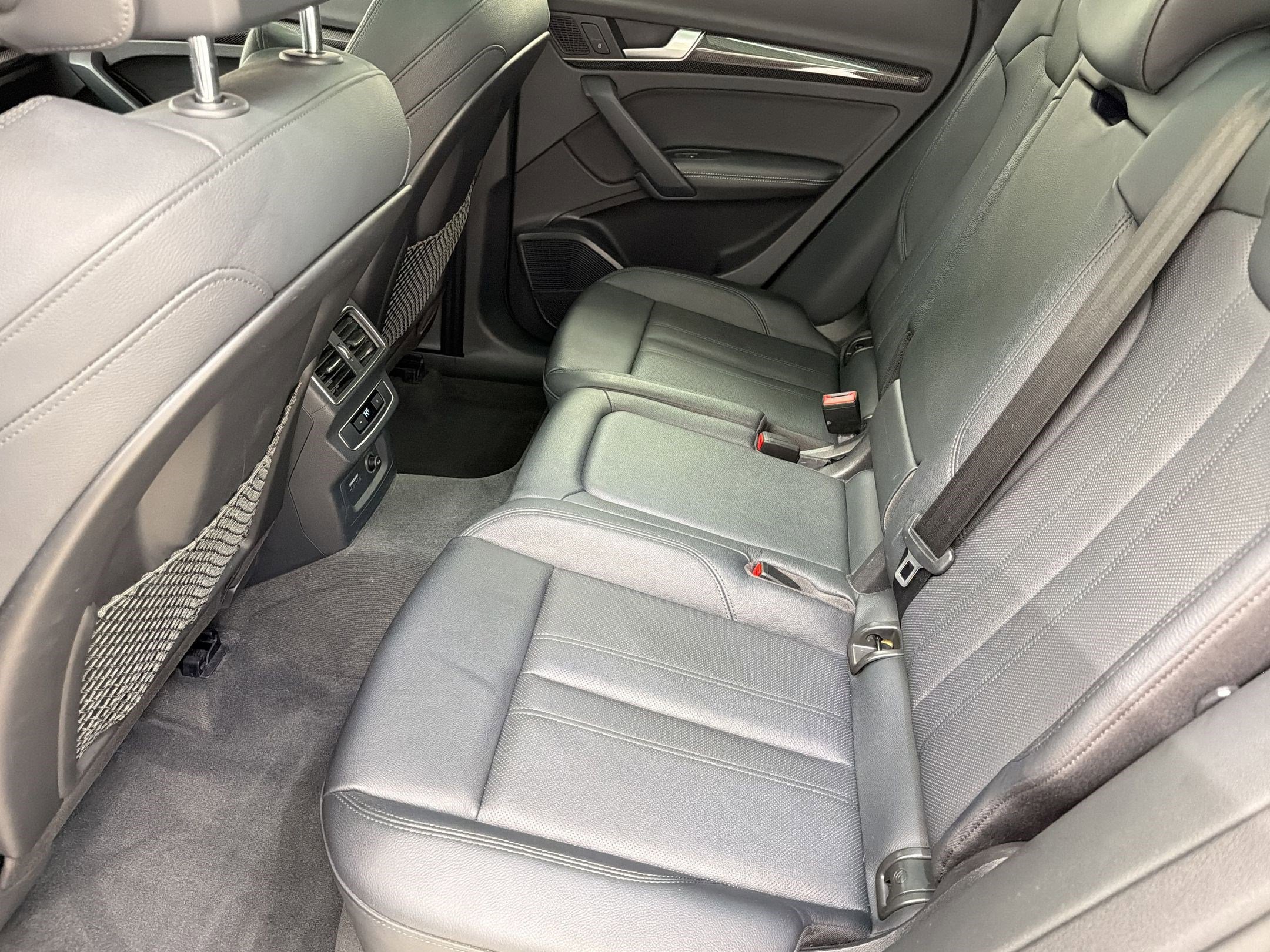 Used 2019 Audi SQ5 Prestige w/ Prestige Package AWD/4WD image 14