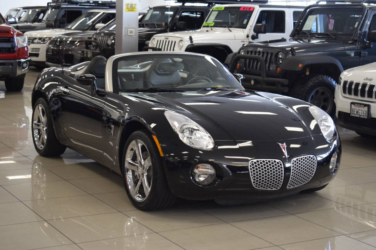 Used 2007 Pontiac Solstice Base 2dr Convertible w/ Premium Package image 1