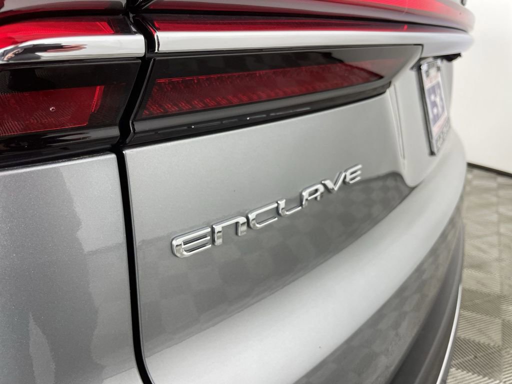 Used 2025 Buick Enclave Preferred image 31