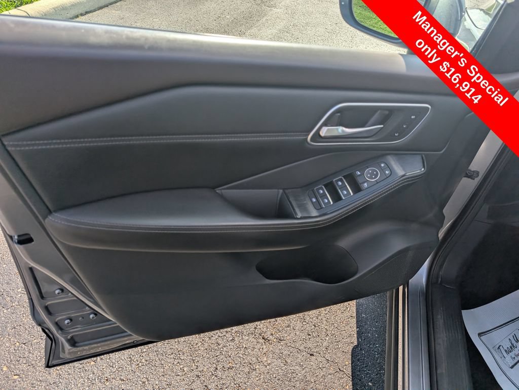 Used 2021 Nissan Rogue SL w/ Premium Package AWD/4WD image 14