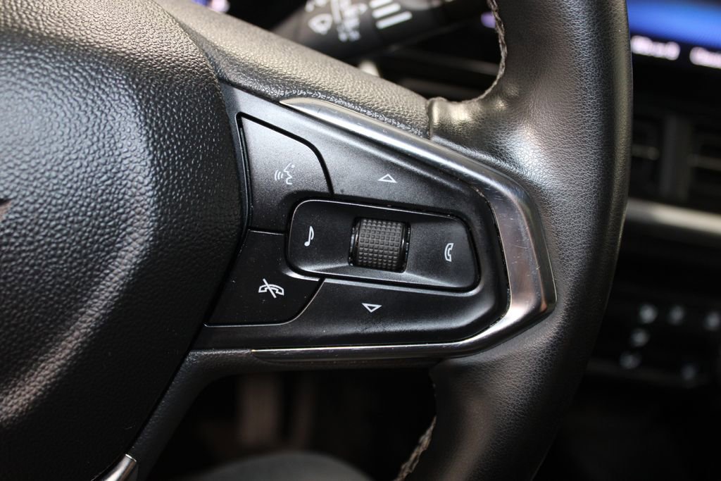 Used 2024 Chevrolet Trax ACTIV w/ Sunroof Package FWD image 21