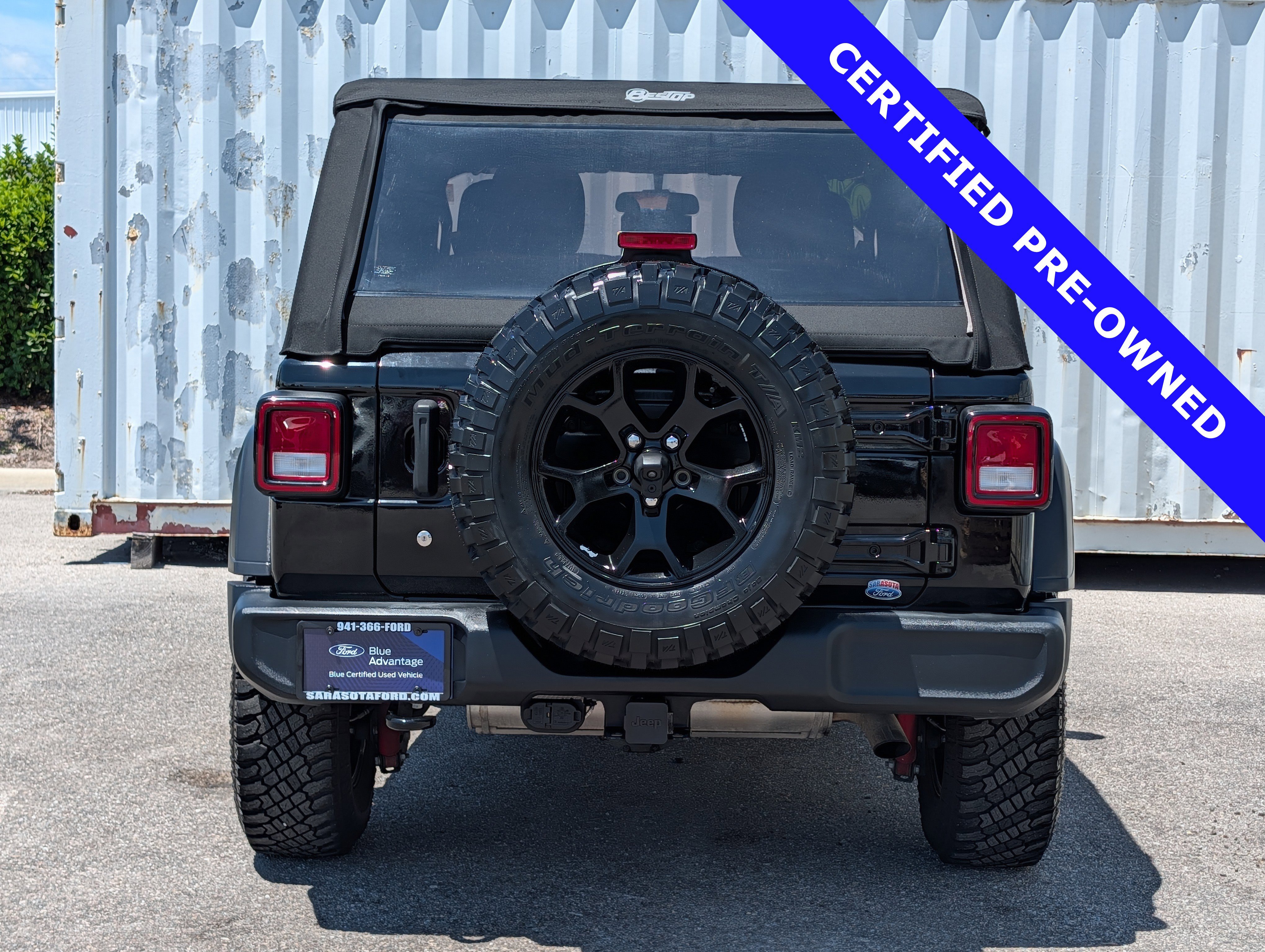 Used 2022 Jeep Wrangler Sport AWD/4WD image 5
