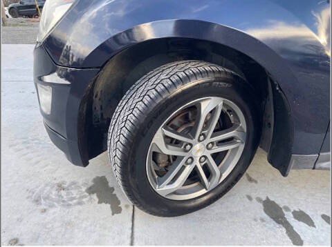 Used 2016 Chevrolet Equinox LTZ w/ Enhanced Convenience Package AWD/4WD image 11