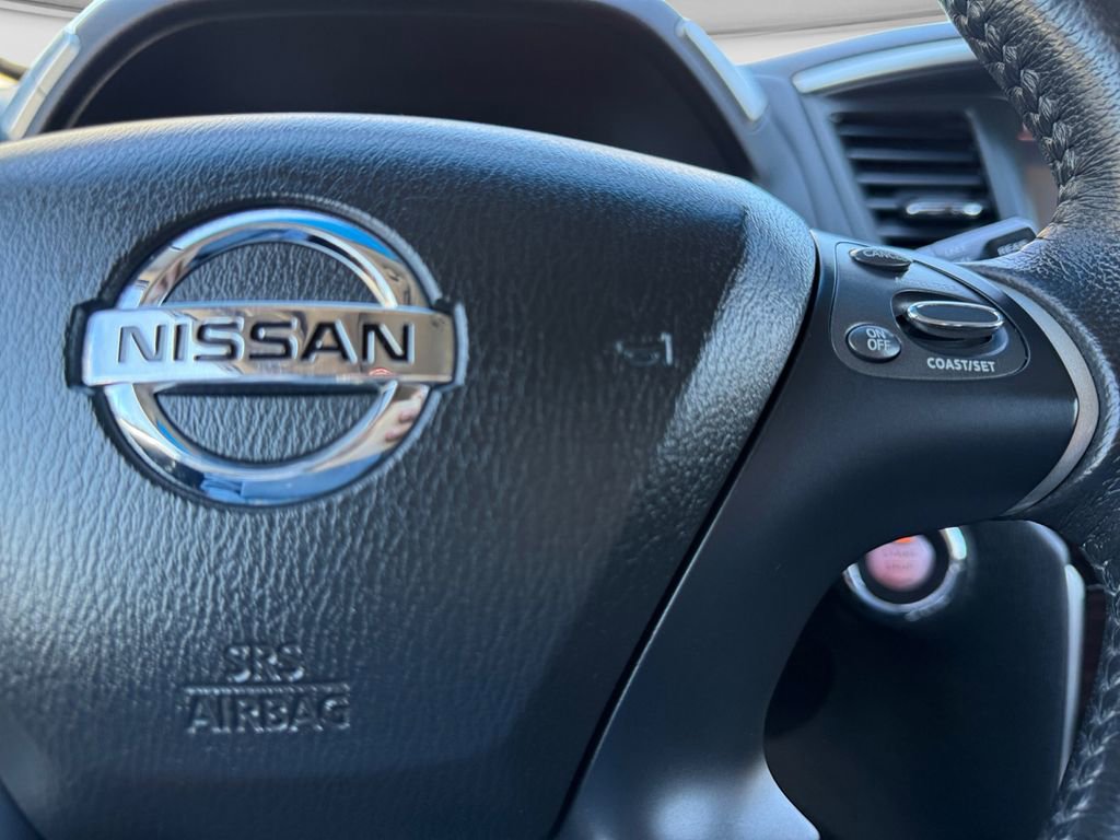 Used 2015 Nissan Pathfinder Platinum image 26