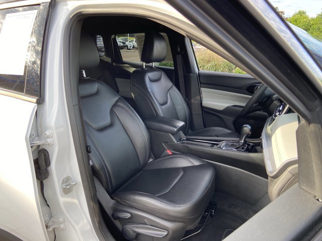 Used 2025 Jeep Compass Limited AWD/4WD image 20