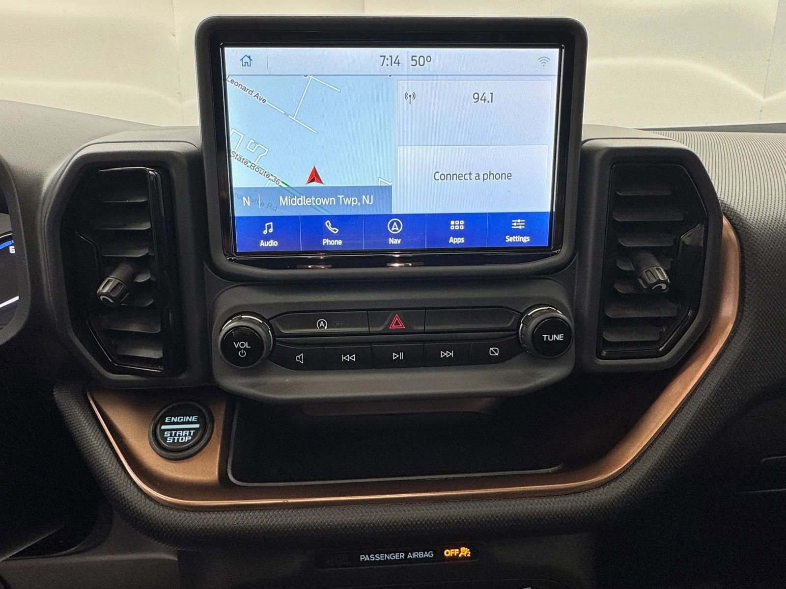 Used 2021 Ford Bronco Sport Outer Banks w/ Outer Banks Package AWD/4WD image 18