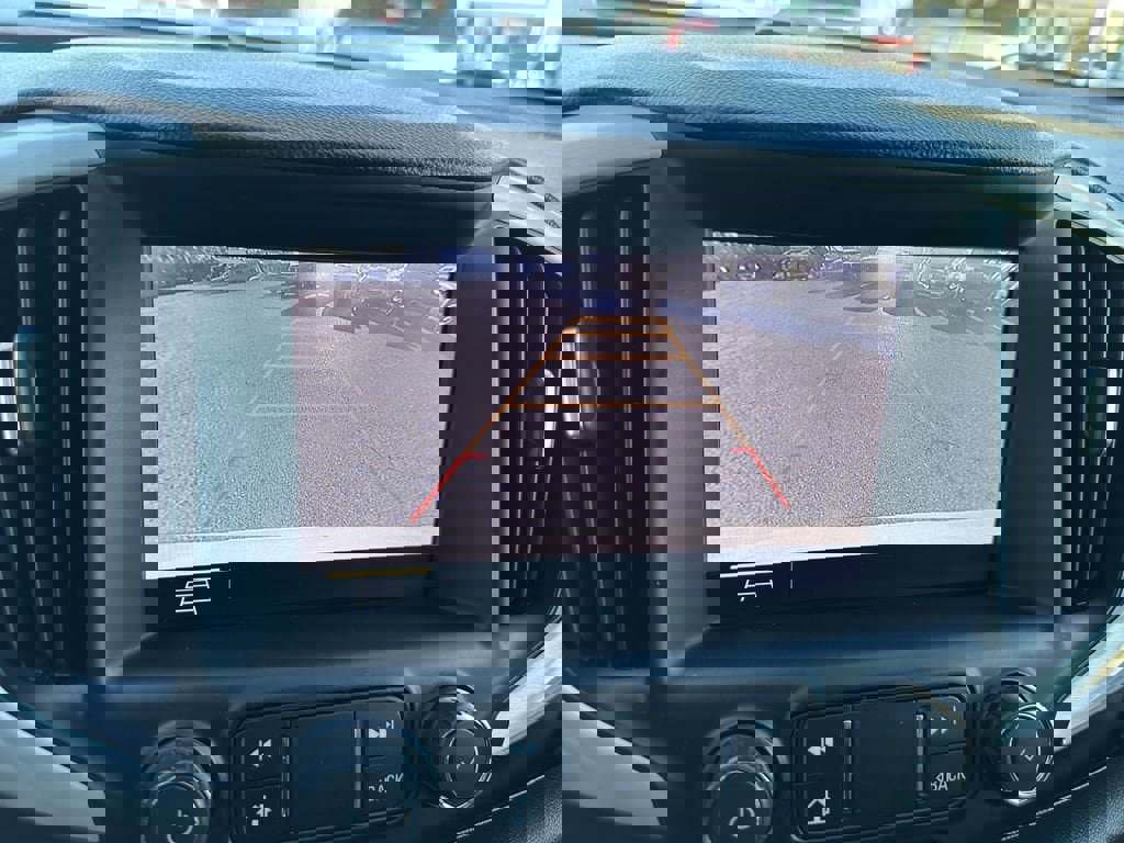 Used 2020 GMC Terrain SLT image 31