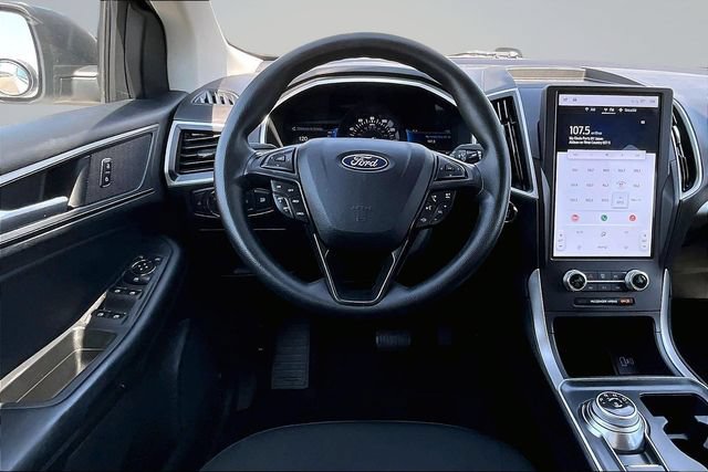 Used 2021 Ford Edge SE FWD image 8