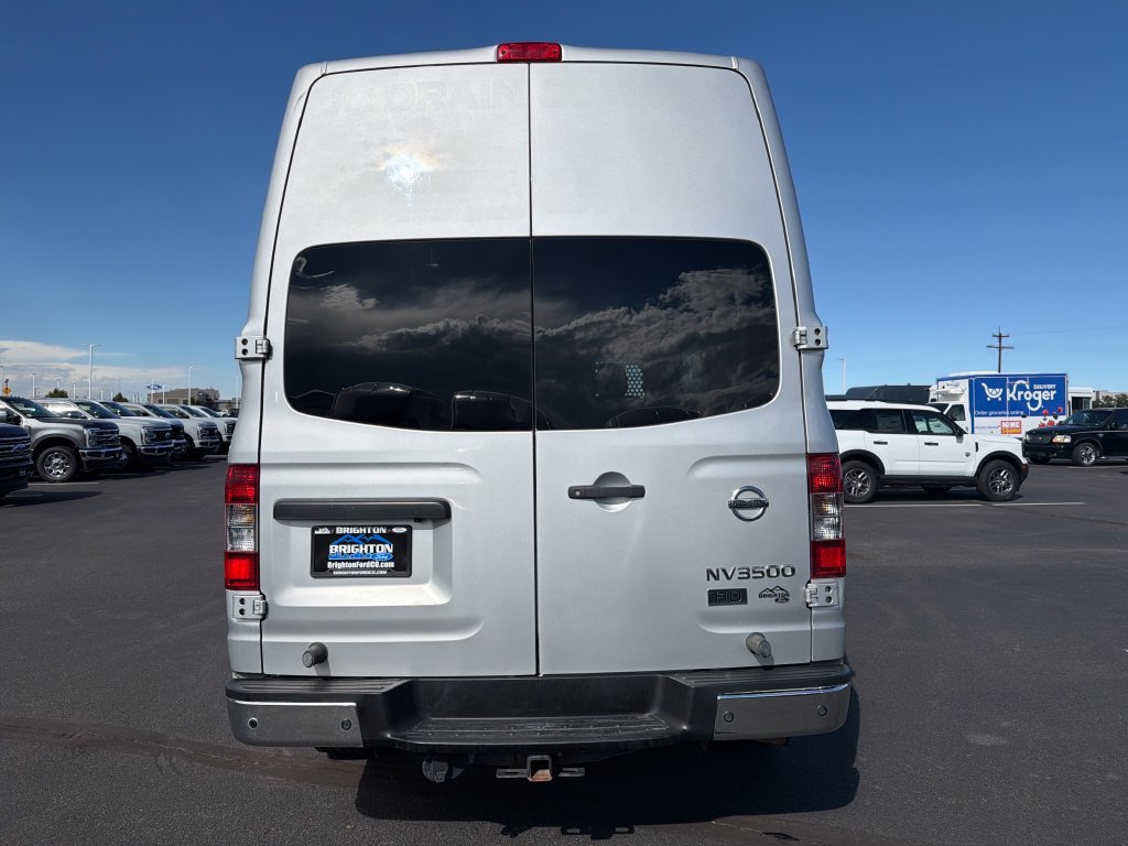 Used 2014 Nissan NV 3500 SV w/ Technology Package RWD image 4