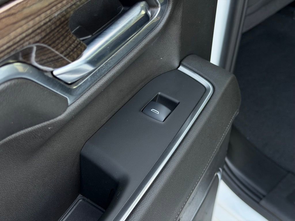 Used 2024 Chevrolet Silverado 1500 LT image 17