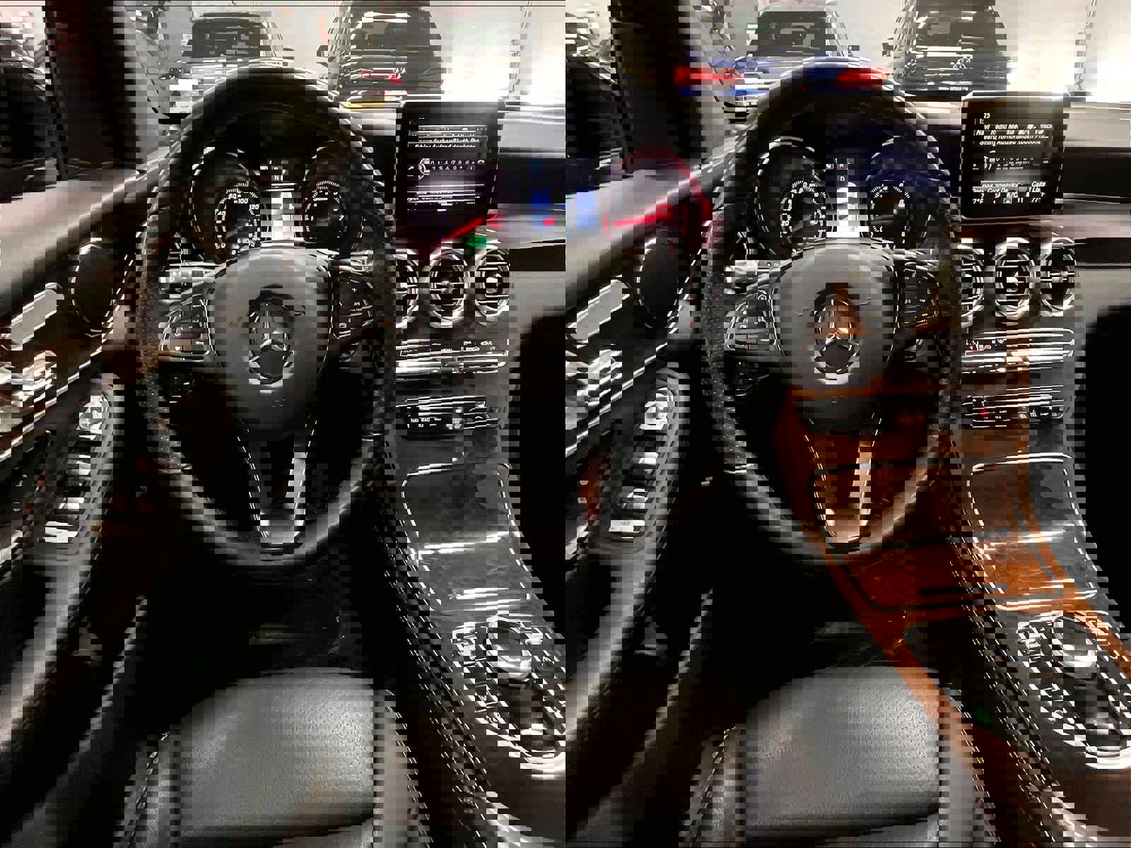 Used 2019 Mercedes-Benz GLC 300 4MATIC image 8