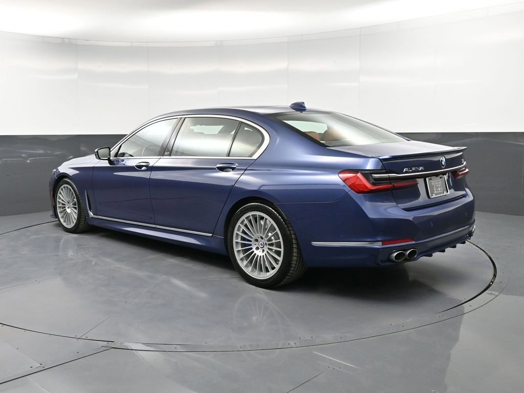 Used 2022 BMW ALPINA B7 xDrive w/ Luxury Rear Seating Package AWD/4WD image 3
