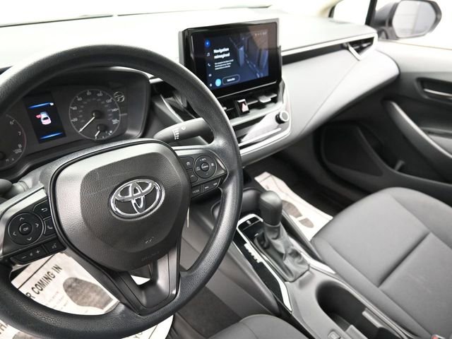 Used 2024 Toyota Corolla LE FWD image 25