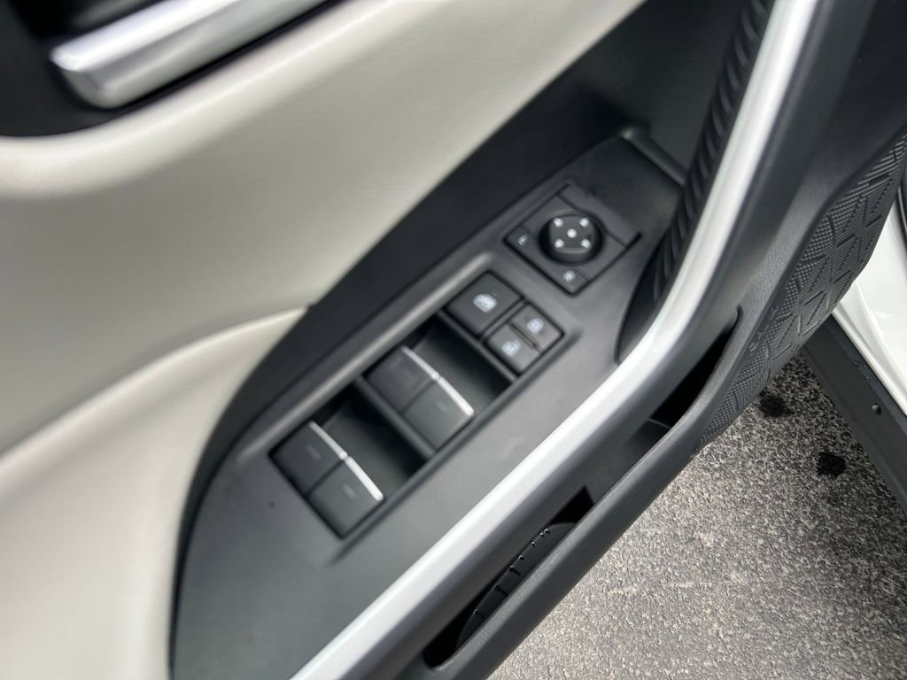 Certified 2025 Toyota RAV4 XLE image 19