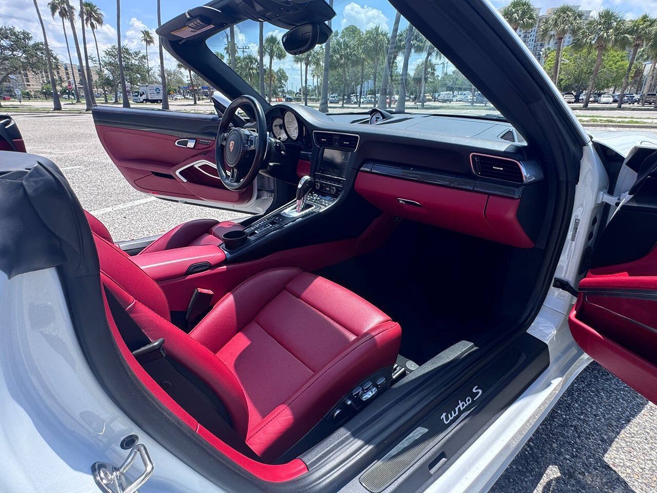 Used 2015 Porsche 911 Turbo S AWD/4WD image 65