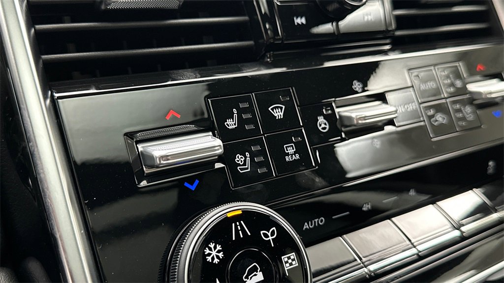 New 2025 Nissan Armada Platinum Reserve image 29