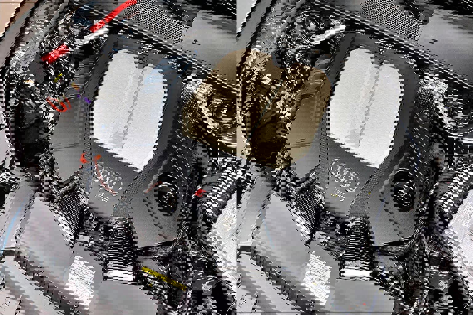 Certified 2025 Audi RS 7 Performance w/ Black Optic Package image 30