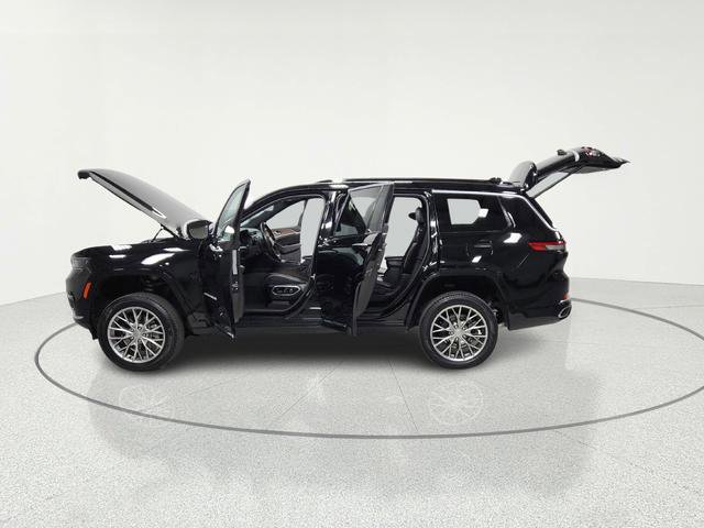 Used 2024 Jeep Grand Cherokee L Summit image 7