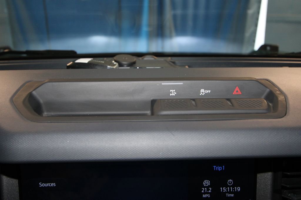 Used 2025 Ford Bronco Big Bend image 14