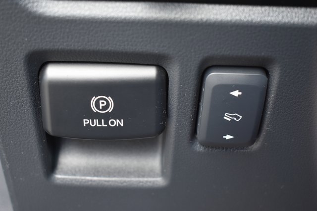 Used 2024 Ford F150 Lariat w/ Tow/Haul Package image 19