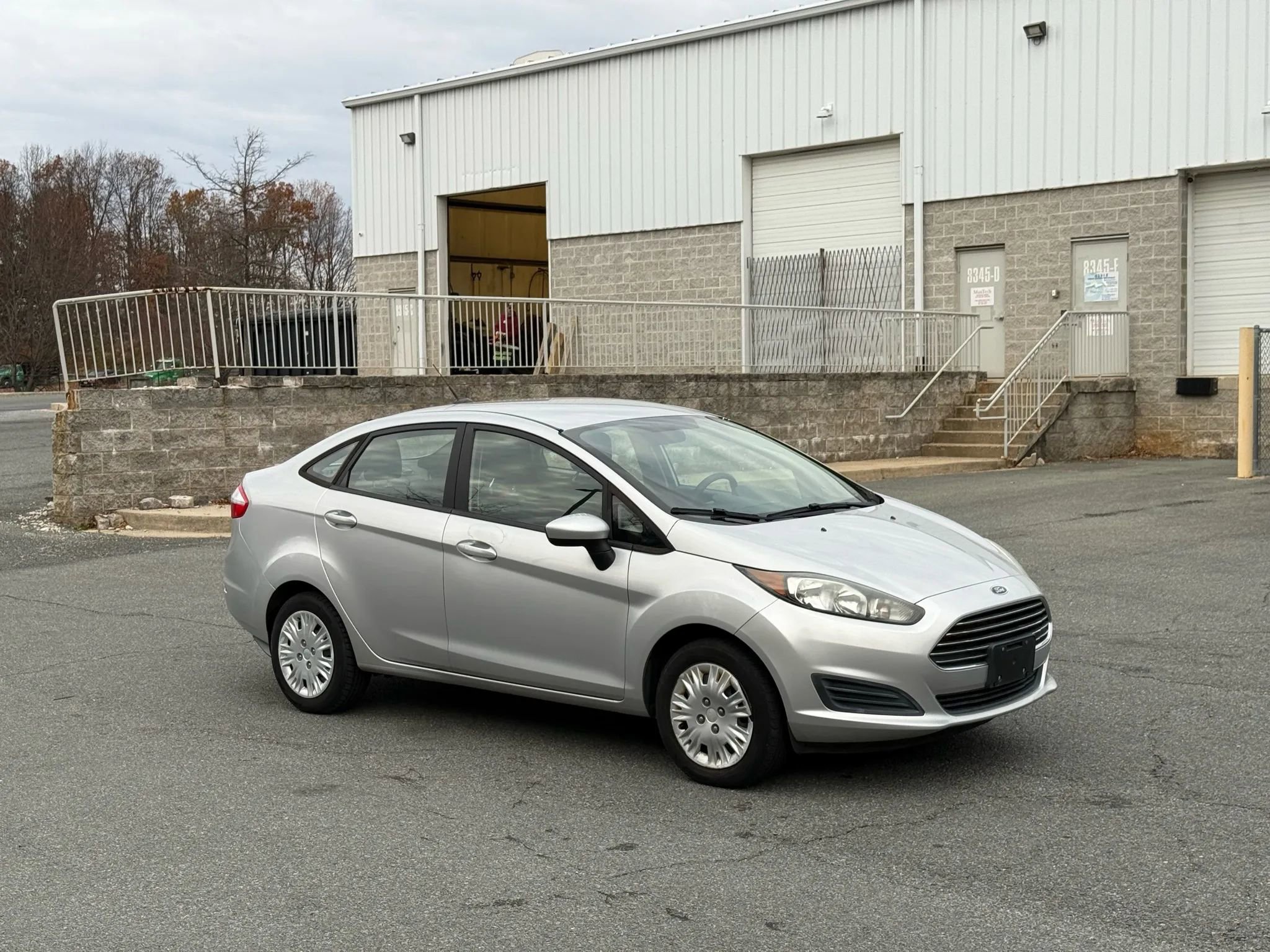 Used 2017 Ford Fiesta S image 3