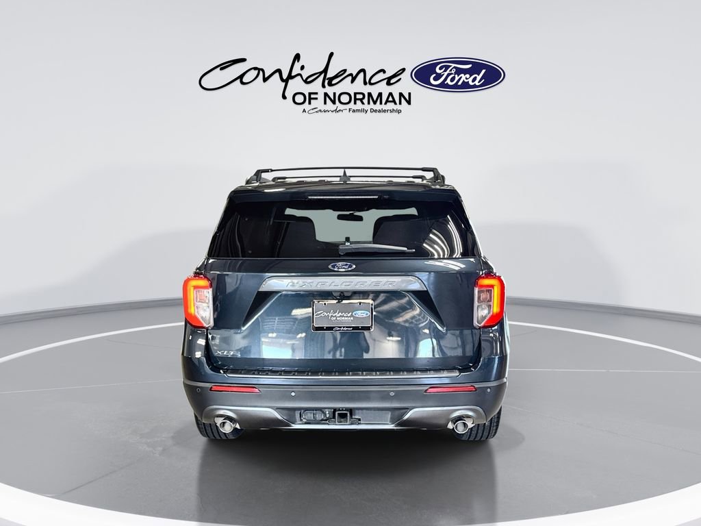 Used 2023 Ford Explorer XLT w/ Equipment Group 202A RWD image 7