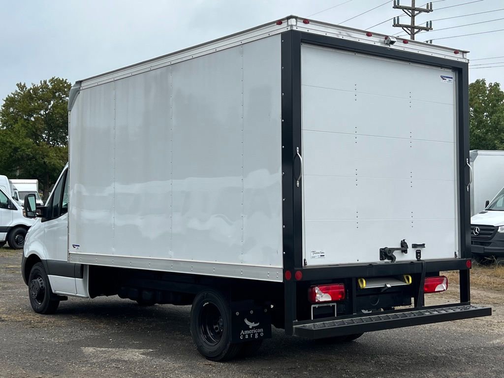 Used 2024 Mercedes-Benz Sprinter 4500 image 6