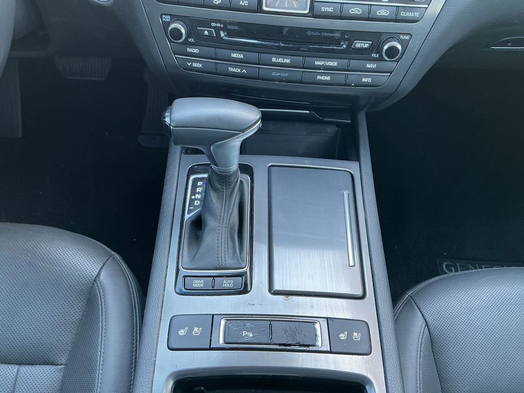 Used 2018 Genesis G80 3.8 w/ Option Group 02 RWD image 29