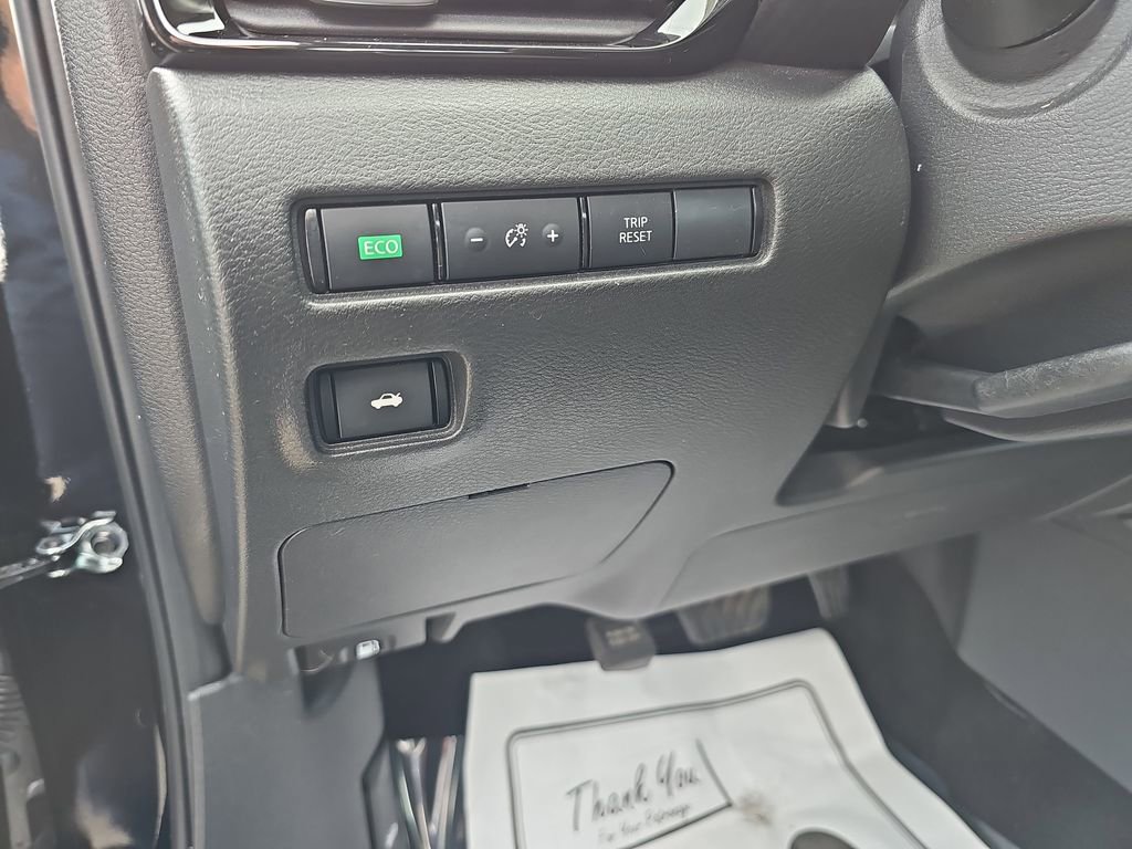 Used 2023 Nissan Sentra SV w/ All-Weather Package image 17