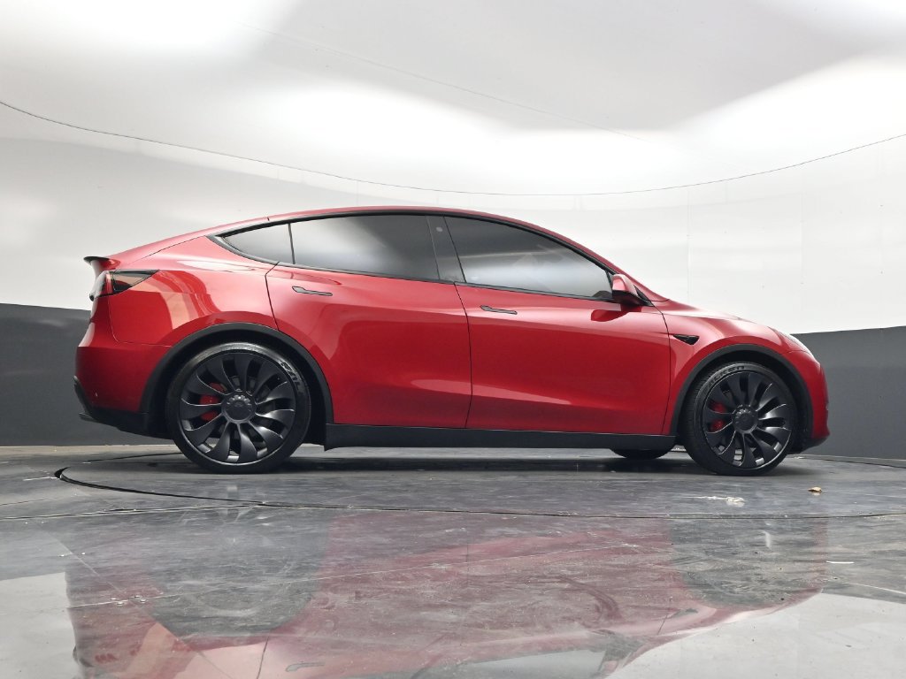 Used 2023 Tesla Model Y Performance AWD/4WD image 30