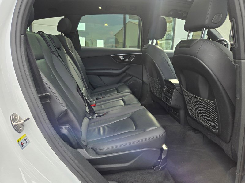 Used 2021 Audi Q7 3.0T Premium w/ Convenience Package image 11