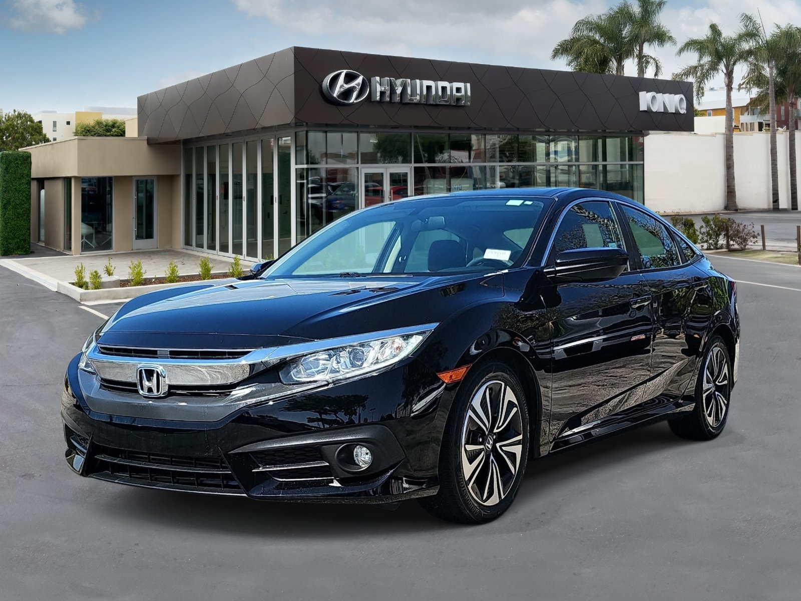 Used 2017 Honda Civic EX-T image 7